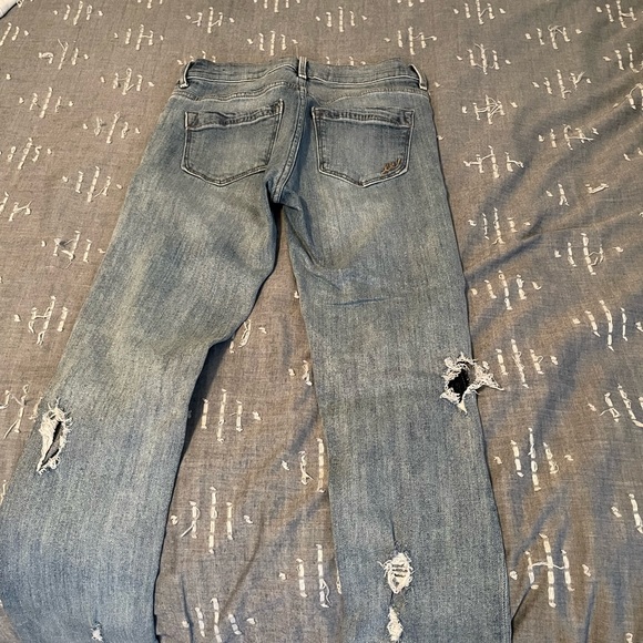 Express mid rise distressed jeans - Picture 4 of 5